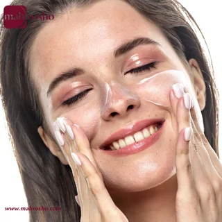 ژل اسکراب روشن کننده وایت پرستیژ 4 بعدی اولاین حجم 150 میلی لیتر